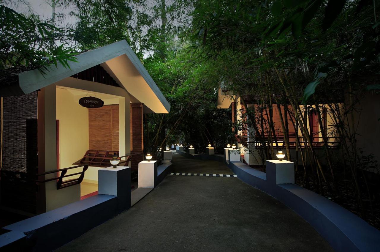Gokulam Grand Resort & Spa, Coorg Kushalnagar Exterior photo